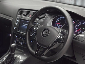 Универсал Volkswagen Golf 2015 года, 1449000 рублей, Красноярск