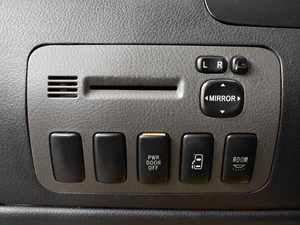 Минивэн Toyota Alphard 2003 года, 1505000 рублей, Казань