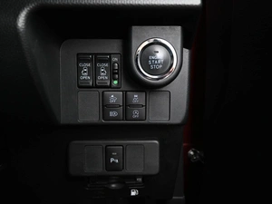 Хетчбэк Toyota Tank 2019 года, 1329000 рублей, Кирилловка