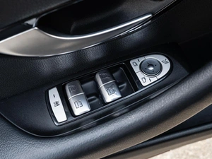 Седан Mercedes-benz E-класс 2018 года, 2800000 рублей, Краснодар