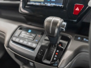 Минивэн Honda Stepwgn 2019 года, 1750000 рублей, Красноярск