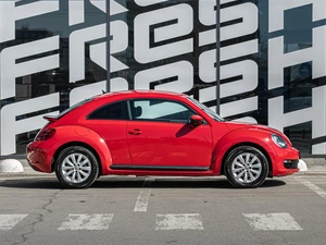 Хетчбэк Volkswagen Beetle 2013 года, 1580000 рублей, Краснодар