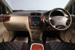 Минивэн Toyota Ipsum 2004 года, 999000 рублей, Новосибирск