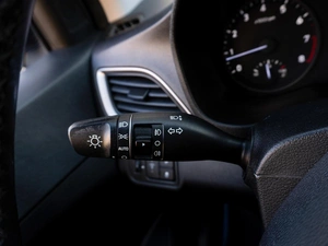 Седан Hyundai Solaris 2018 года, 1449000 рублей, Саратов