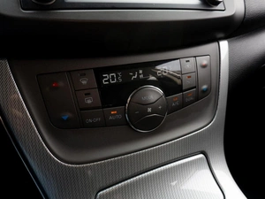 Седан Nissan Sentra 2014 года, 1099000 рублей, Саратов