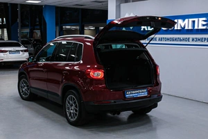 Внедорожник Volkswagen Tiguan 2010 года, 1248000 рублей, Солонцы