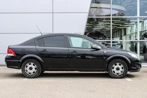 Седан Opel Astra 2011 года, 580000 рублей, Ярославль