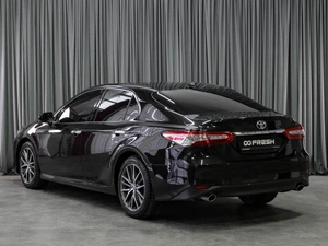 Седан Toyota Camry 2023 года, 3319000 рублей, Тюмень