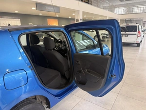 Хэтчбек Renault Sandero 2021 года, 1330000 рублей, Орёл
