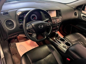 Внедорожник Nissan Pathfinder 2015 года, 1949000 рублей, Красноярск