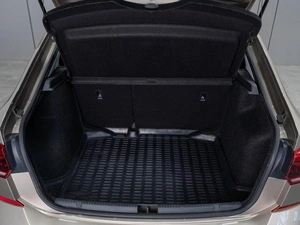 Лифтбек Volkswagen Polo 2021 года, 1590000 рублей, Тюмень