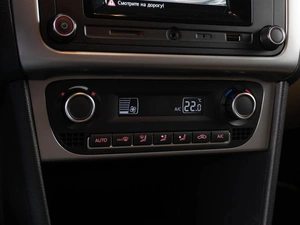 Седан Volkswagen Polo 2016 года, 1199000 рублей, Тюмень