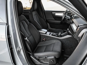 Внедорожник Volvo XC40 2020 года, 2379000 рублей, Кирилловка