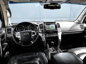Внедорожник Toyota Land Cruiser 2014 года, 4429000 рублей, Кирилловка