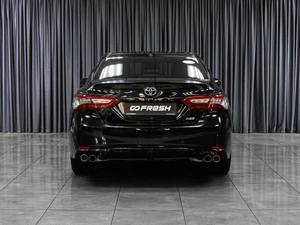 Седан Toyota Camry US Market 2018 года, 2889000 рублей, Тюмень