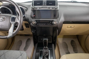 Внедорожник Toyota Land Cruiser Prado 2016 года, 3399000 рублей, Барнаул