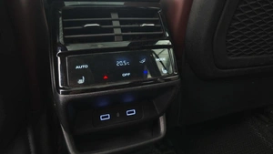 Внедорожник Geely Monjaro 2023 года, 3000000 рублей, Кострома