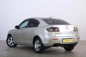 Седан Mazda 3 2007 года, 619000 рублей, Омск