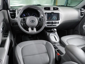 Внедорожник Kia Soul 2017 года, 1400000 рублей, Воронеж