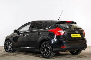 Хетчбэк Ford Focus 2013 года, 999000 рублей, Тюмень