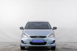 Седан Hyundai Solaris 2012 года, 699000 рублей, Кемерово