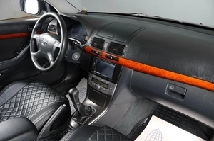Седан Toyota Avensis 2008 года, 949000 рублей, Тюмень