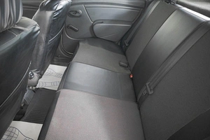 Седан Renault Logan 2011 года, 549000 рублей, Кемерово