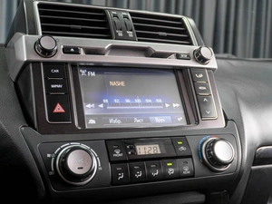 Внедорожник Toyota Land Cruiser Prado 2014 года, 3129000 рублей, Тюмень