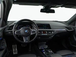 Хетчбэк BMW 1 серия 2021 года, 3249050 рублей, Москва