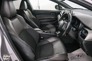 Внедорожник Toyota C-HR 2019 года, 2299000 рублей, Красноярск