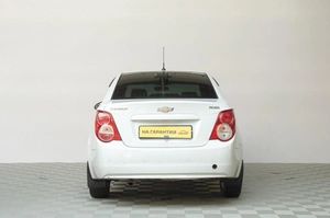 Хетчбэк Chevrolet Aveo 2012 года, 749000 рублей, Челябинск