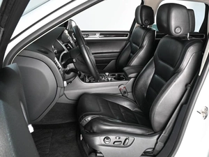 Внедорожник Volkswagen Touareg 2015 года, 2569000 рублей, Аксай