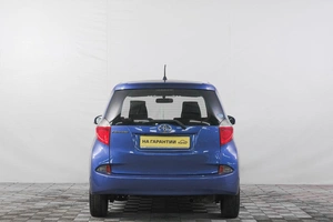 Хетчбэк Toyota Ractis 2010 года, 879000 рублей, Кемерово