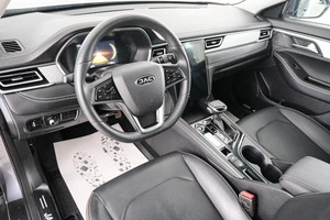 Лифтбек JAC J7 2023 года, 1509000 рублей, Красноярск