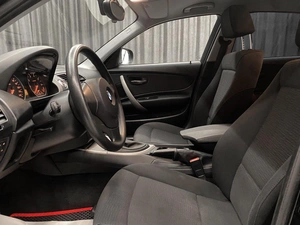 Хетчбэк BMW 1 серия 2011 года, 999000 рублей, Красноярск