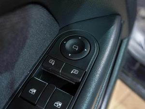 Универсал Opel Astra 2012 года, 699000 рублей, Воронеж