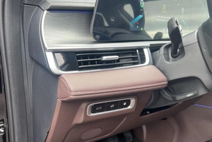 Внедорожник Chery Tiggo 8 Pro Plug-in Hybrid 2023 года, 2750000 рублей, Солонцы