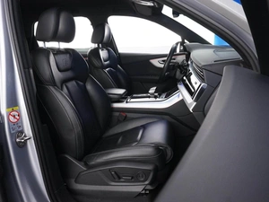 Внедорожник Audi Q7 2020 года, 5843444 рублей, Москва