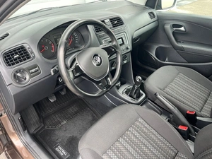 Седан Volkswagen Polo 2016 года, 1089000 рублей, Абакан