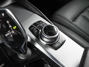 Седан BMW 5 серия 2018 года, 3000000 рублей, Волгоград