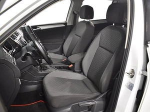 Внедорожник Volkswagen Tiguan 2018 года, 2098900 рублей, Казань