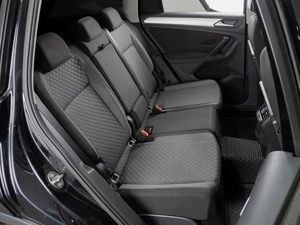 Внедорожник Volkswagen Tiguan 2019 года, 1849000 рублей, Тюмень