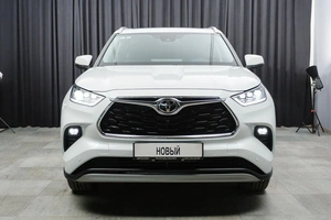 Внедорожник Toyota Highlander 2026 года, 5840000 рублей, Красноярск