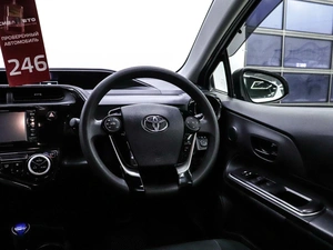 Хетчбэк Toyota Aqua 2018 года, 1250000 рублей, Красноярск