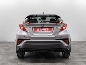 Внедорожник Toyota C-HR 2017 года, 1910000 рублей, Красноярск
