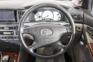 Седан Toyota Corolla 2001 года, 499000 рублей, Барнаул