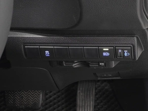 Хетчбэк Toyota Corolla 2018 года, 1399000 рублей, Красноярск