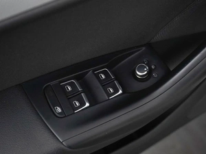 Внедорожник Audi Q3 2013 года, 1581444 рублей, Москва