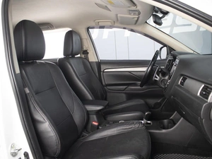 Внедорожник Mitsubishi Outlander 2013 года, 1480000 рублей, Омск