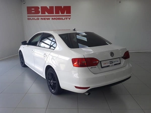 Седан Volkswagen Jetta 2013 года, 1400000 рублей, Смоленск